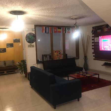 Hostal Casa Paraisoメデジン エクステリア 写真