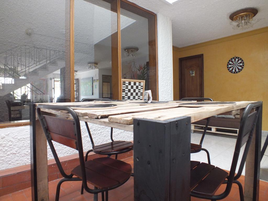 Hostal Casa Paraisoメデジン エクステリア 写真